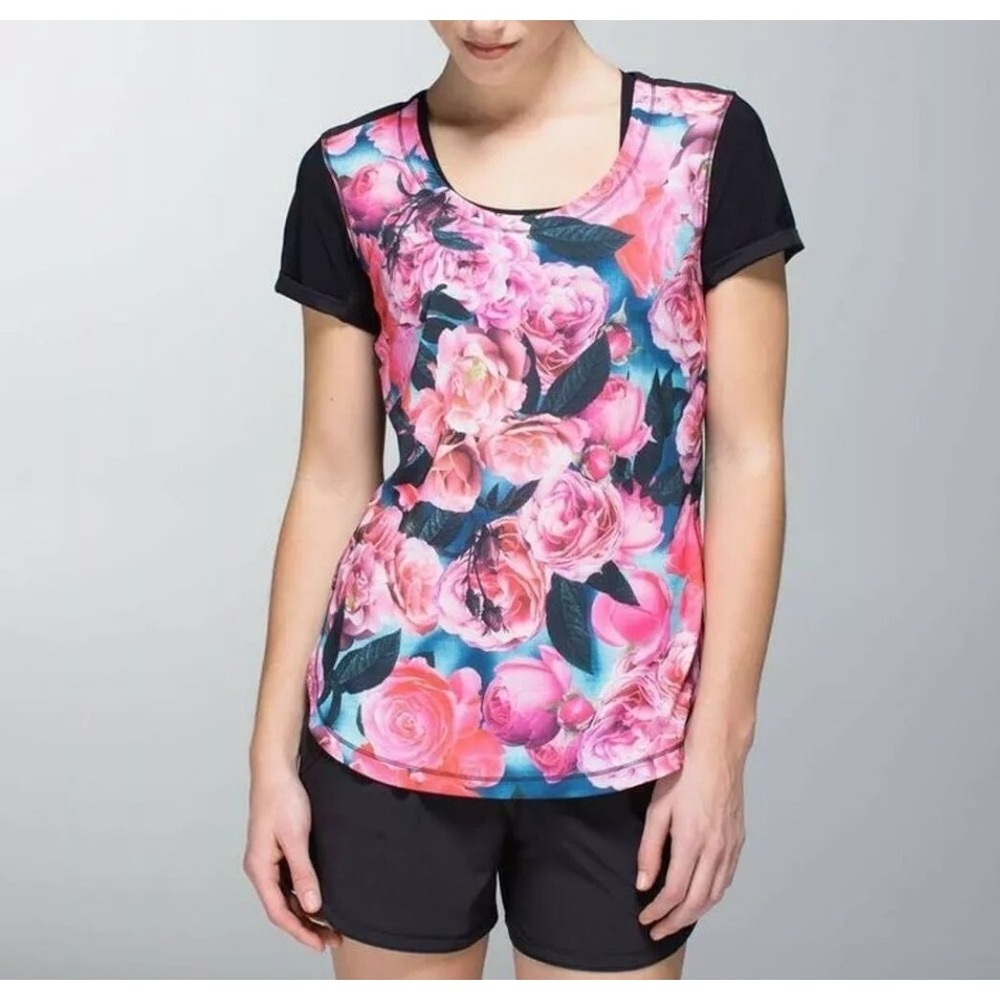 LULULEMON Lightened Up T-Shirt Womens‎ 6 Floral Short Sleeve Top Training Sporty